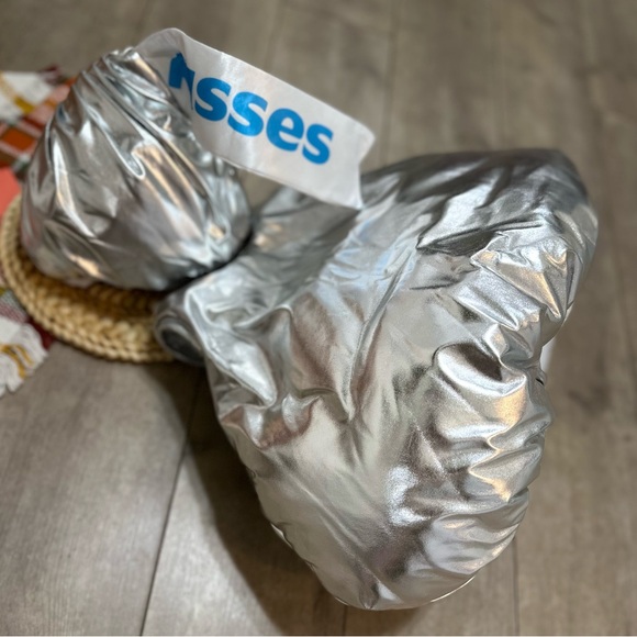 Official Hershey Toddler Halloween Costume Hershey's Kisses chocolate costume - Picture 13 of 16